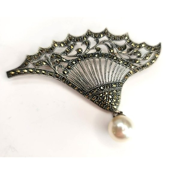 Sterling Silver Marcasite Fan Brooch Corsage Pin Pearl Dangle Deco Beauty Ct551 - Picture 1 of 8